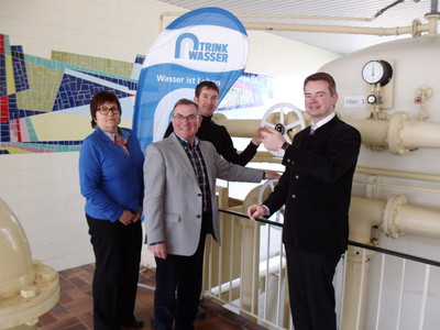 Gespr�ch zur Wasserversorung