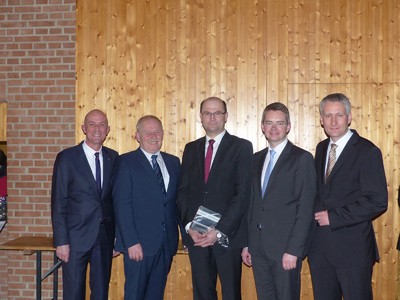 Neujahrsempfang der CSU Friedberg
(Von links nach rechts: Klaus Metzger, Manfred Losinger, Albert F�racker, Peter Tomaschko und Hansj�rg Durz)