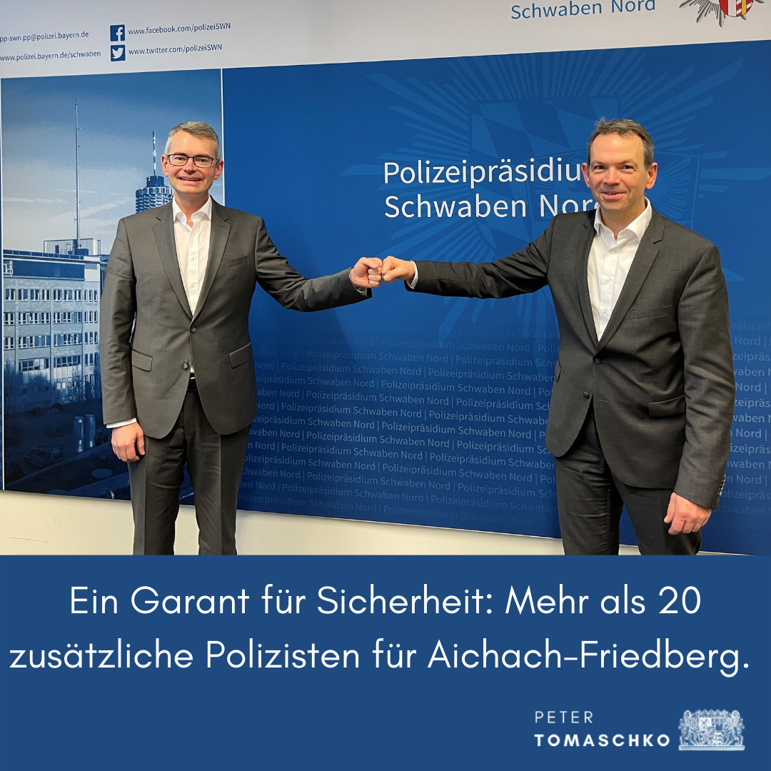 Peter Tomaschko (links) und der Prsident des Polizeiprsidiums Schwaben Nord Michael Schwald (rechts) 