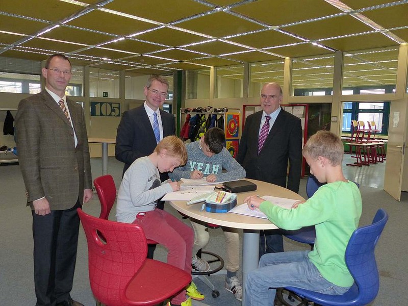 Von links nach rechts: Dr. Josef Maisch, Peter Tomaschko und Gerhard Haunschild