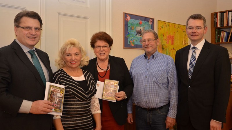 v.l. Winfried Bausback, Edith Stiegelmeier, Barbara Stamm, Siegfried Oswald und Peter Tomaschko.